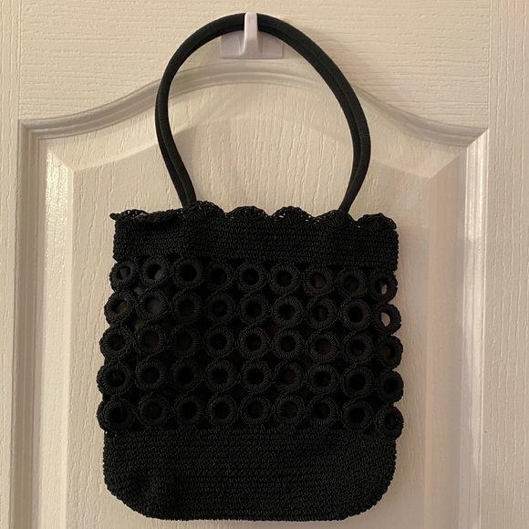 Lil Black Crotchet Handbag - Picture 2 of 3